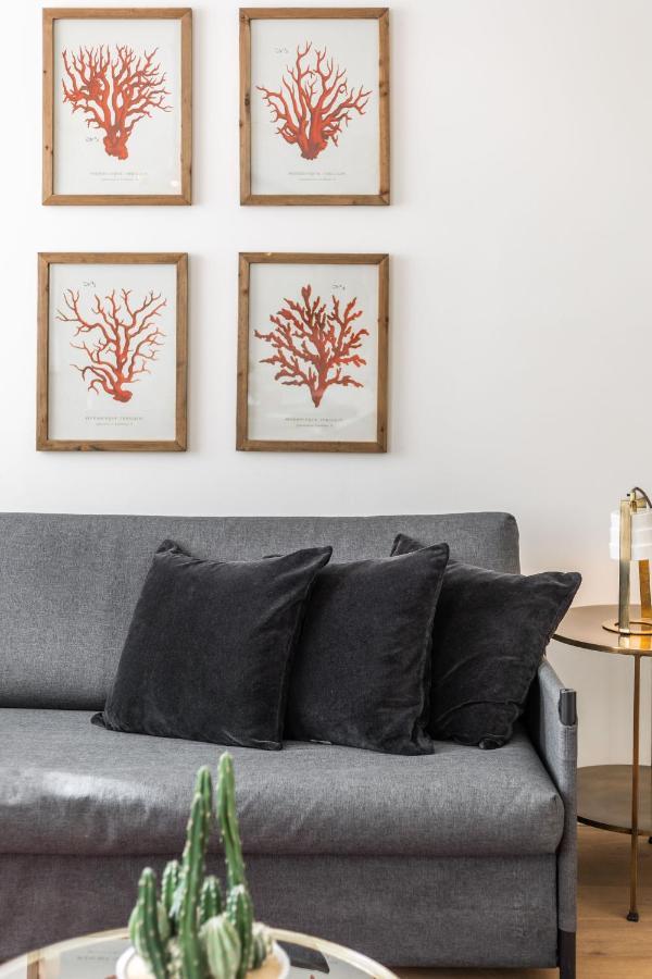 Chic Tailor Made Flat In Chiado Lisboa